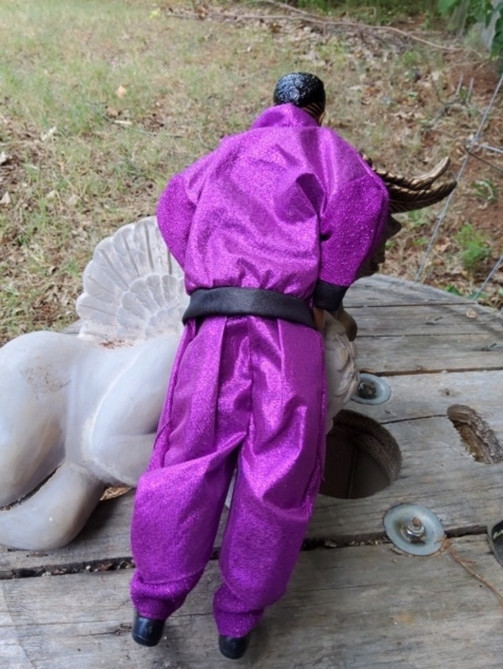 Mattle 1991 MC Hammer Doll. - Picture 4 of 7